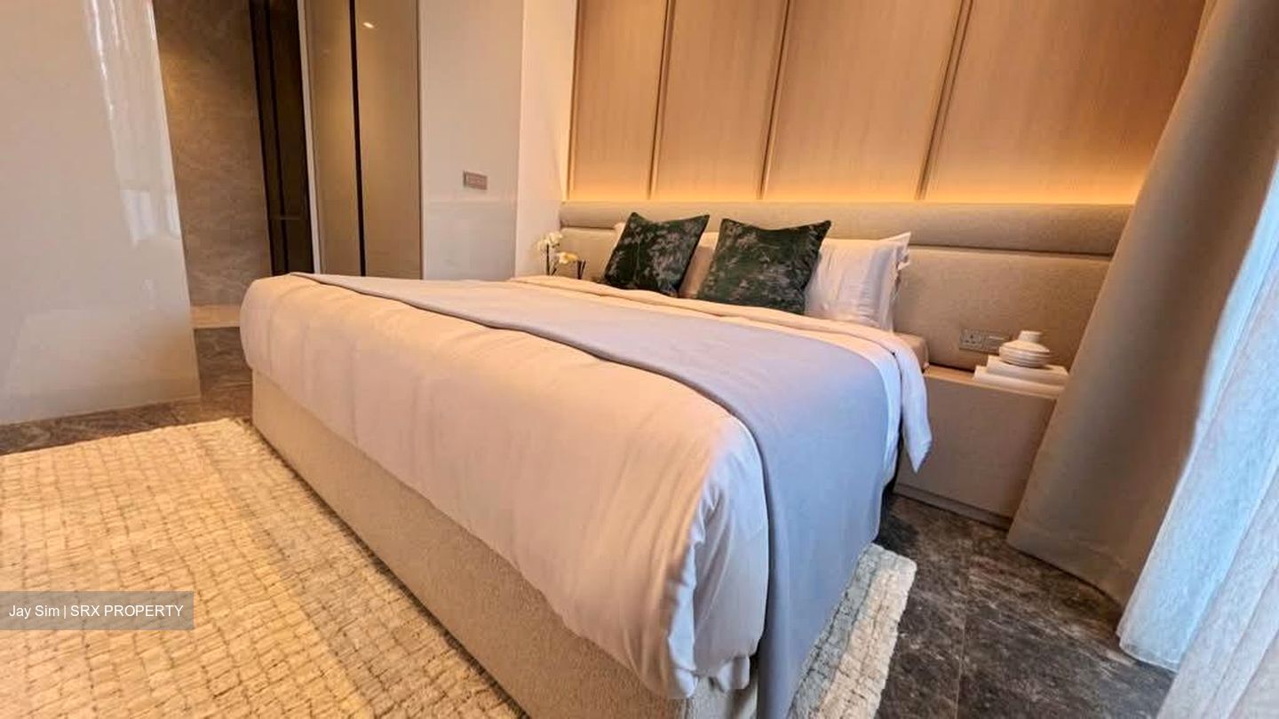 19 Nassim (D10), Apartment #574632081